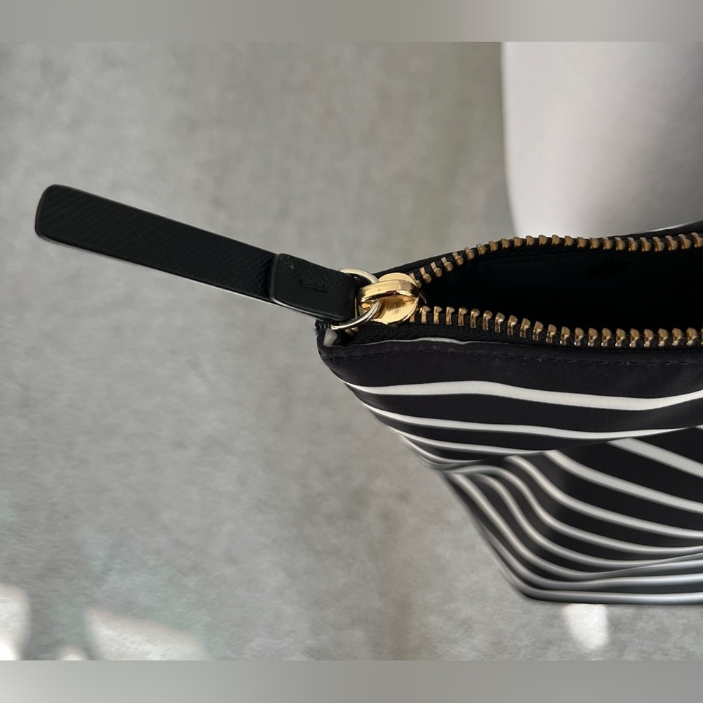 EUC Kate Spade Black and White Nylon Tote. - Picture 3 of 15